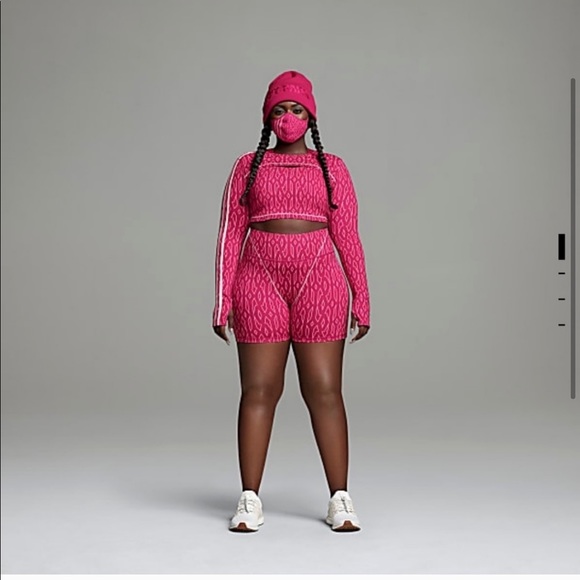 IVY PARK Pants - Icy Park ❄️ Ivy Park Pink Shorts